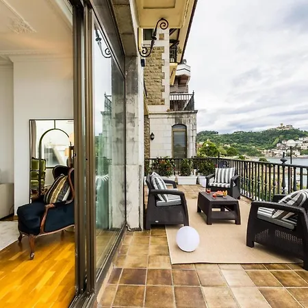 Apartmán Miraconcha Garden By Sweet Ss *